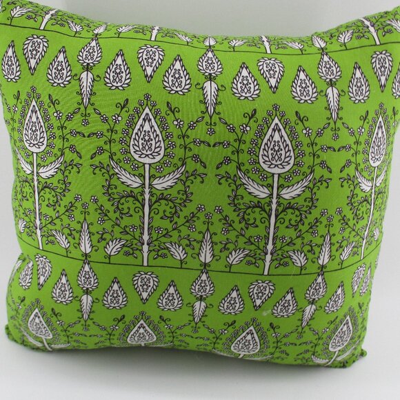 14" Green and White Fancy Decor Pillow. - Picture 1 of 4